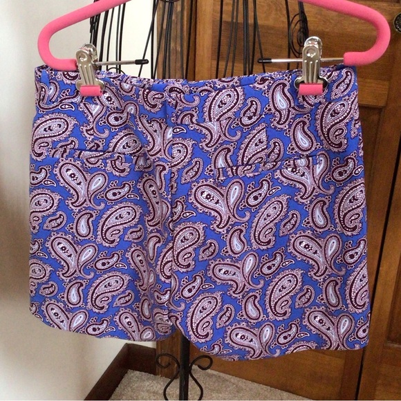 Banana Republic Shorts Size 4 Paisley Dress Shorts, New - Picture 4 of 8